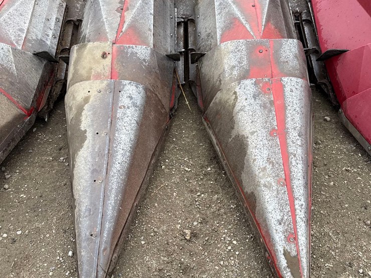 case-ih-844-image-6