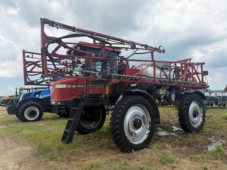 2005-case-ih-spx3200-image-1