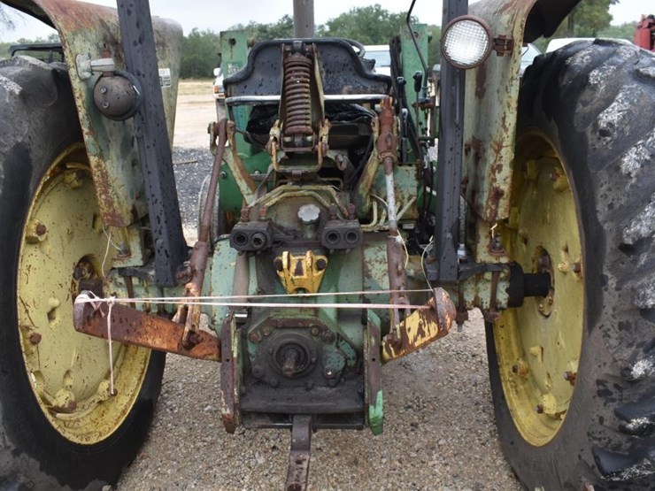 john-deere-2630-image-11