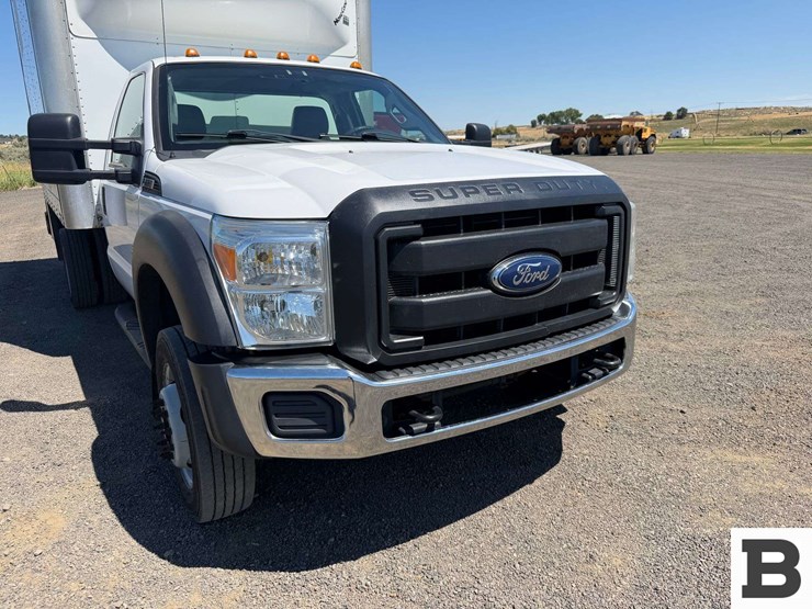 2013-ford-f550-image-9