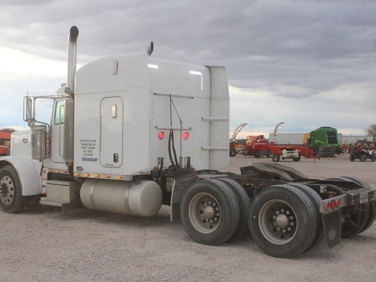 2006-peterbilt-379x-image-11