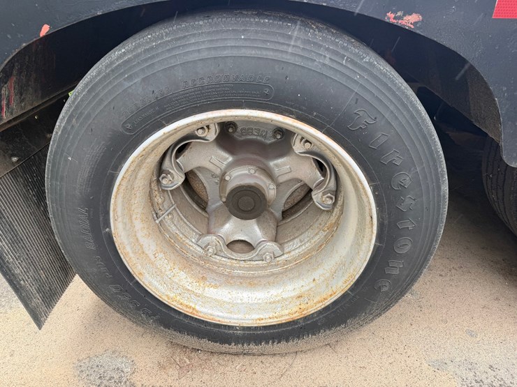 #1500-•-tri-axle-lowboy-trailer-image-37