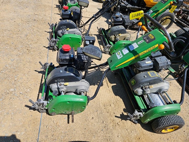 john-deere-180-image-2