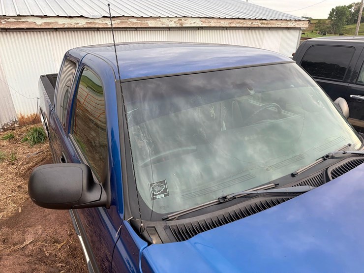2003-chevrolet-k1500-image-26