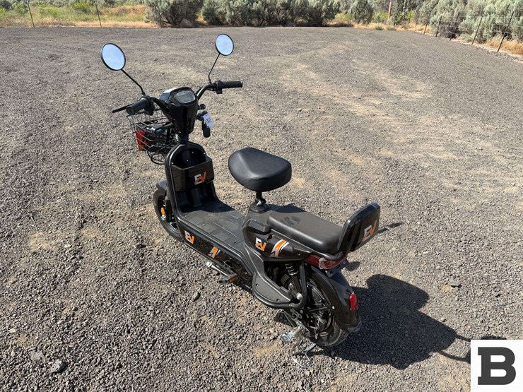 2026-sdlanch-two-wheeled-electric-vehicle-image-6