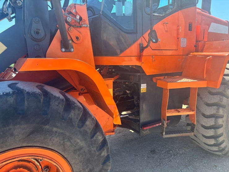 2013-doosan-dl250tc-image-7