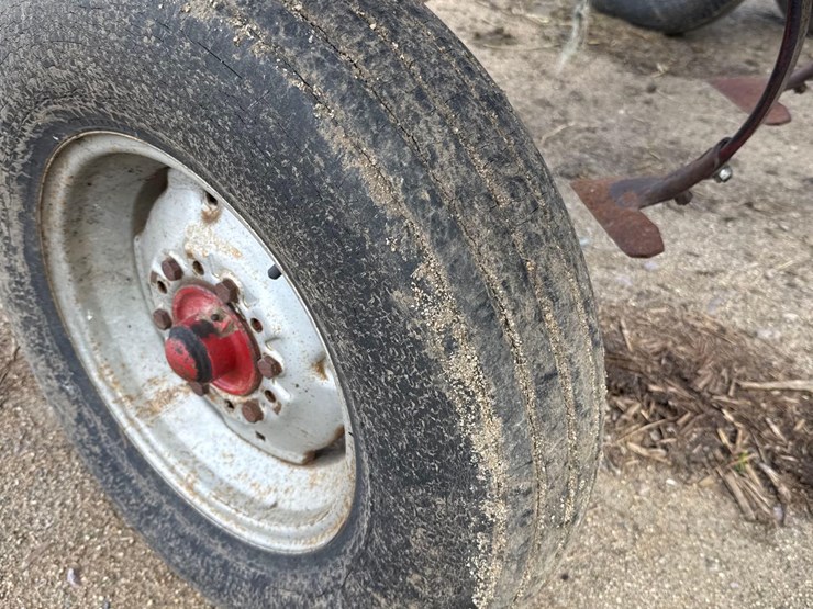 case-ih-4600-image-51