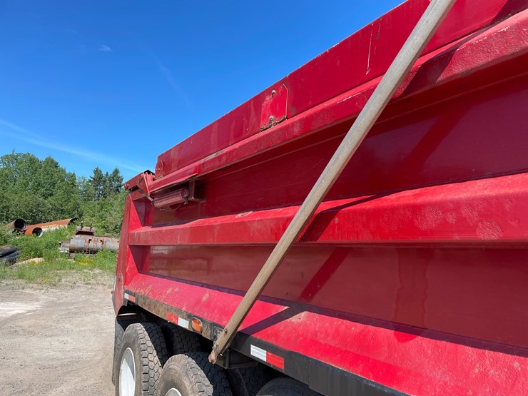 2007-mack-cl700-image-44