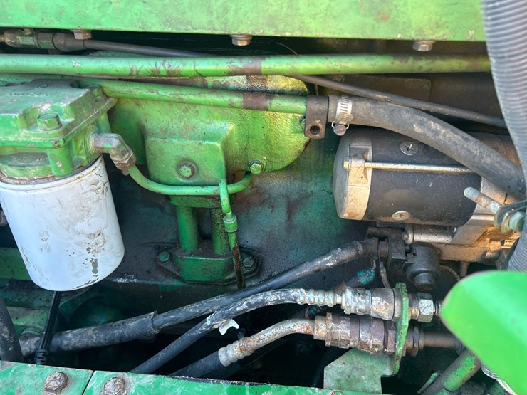 john-deere-8450-image-31