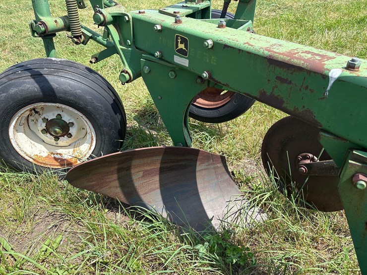 john-deere-1350-image-9