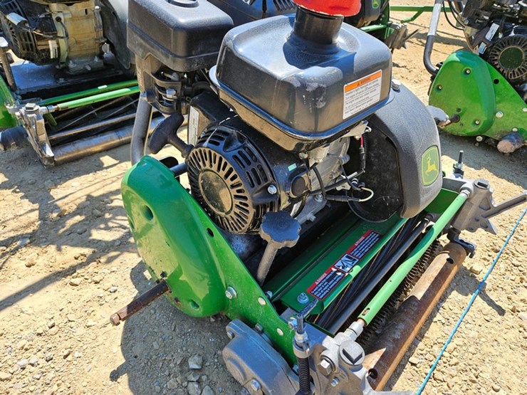 john-deere-180-image-13
