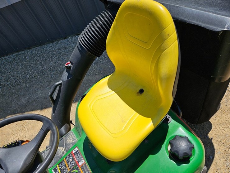 john-deere-x300-image-22