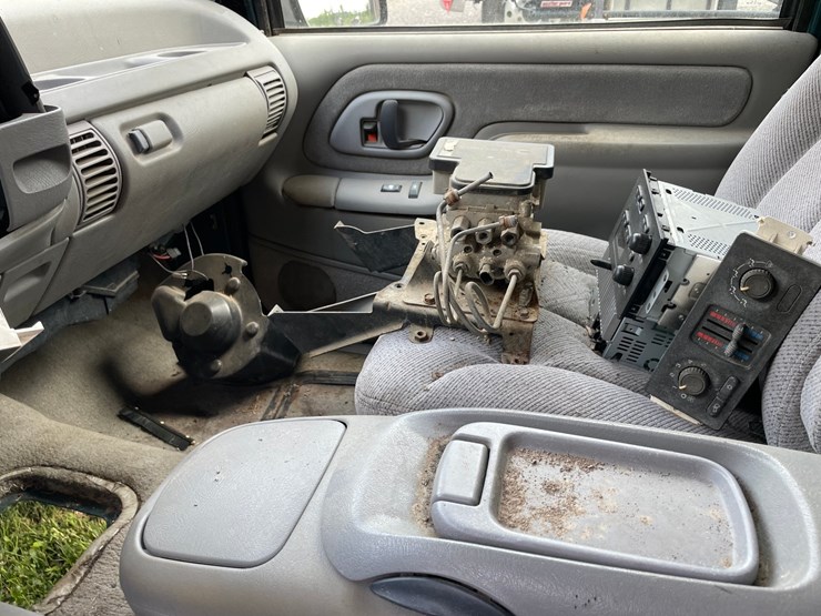 1996-chevrolet-1500-image-39