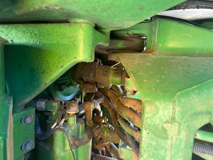 john-deere-8450-image-16
