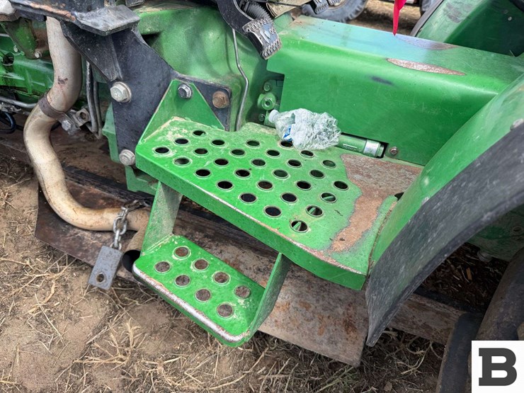 2009-john-deere-5101en-image-16