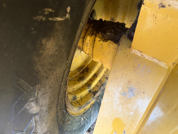 2006-caterpillar-420d-image-14
