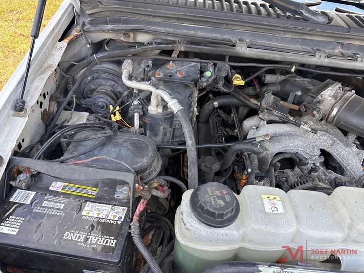2002-ford-f450-image-27