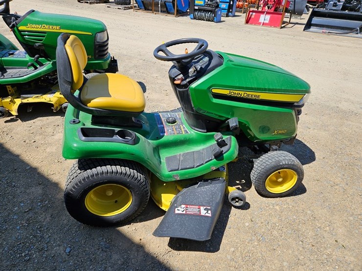john-deere-x360-image-6