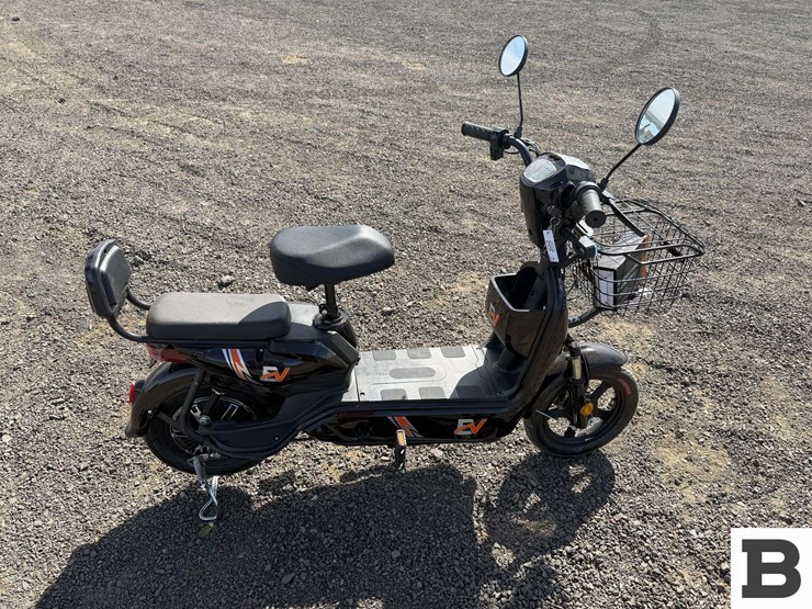 2026-sdlanch-two-wheeled-electric-vehicle-image-10