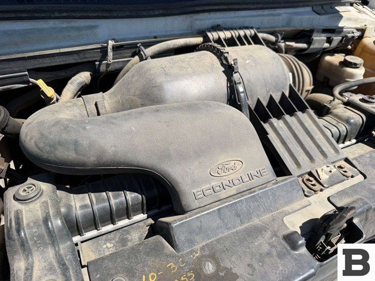 2003-ford-econoline-350-image-29