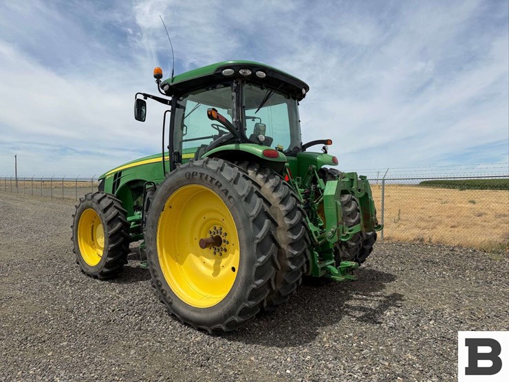 2014-john-deere-8345r-image-4