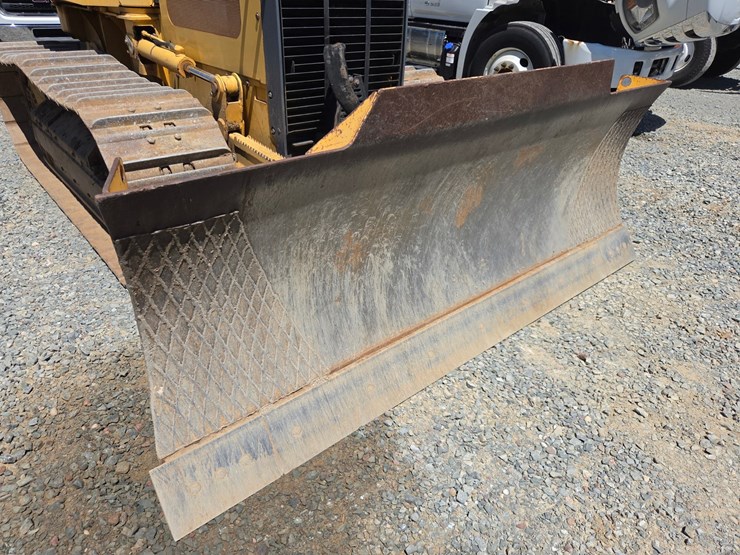 deere-650h-lt-image-8