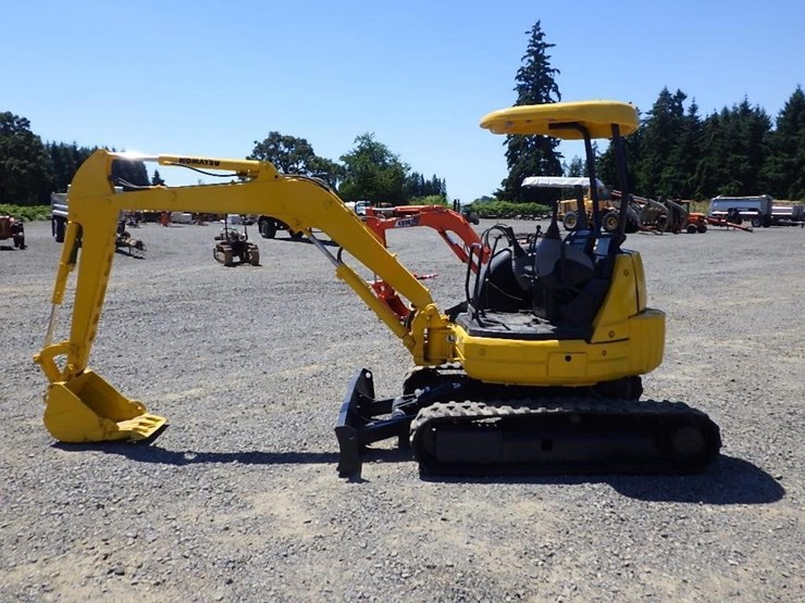 komatsu-pc35mr-1-image-8