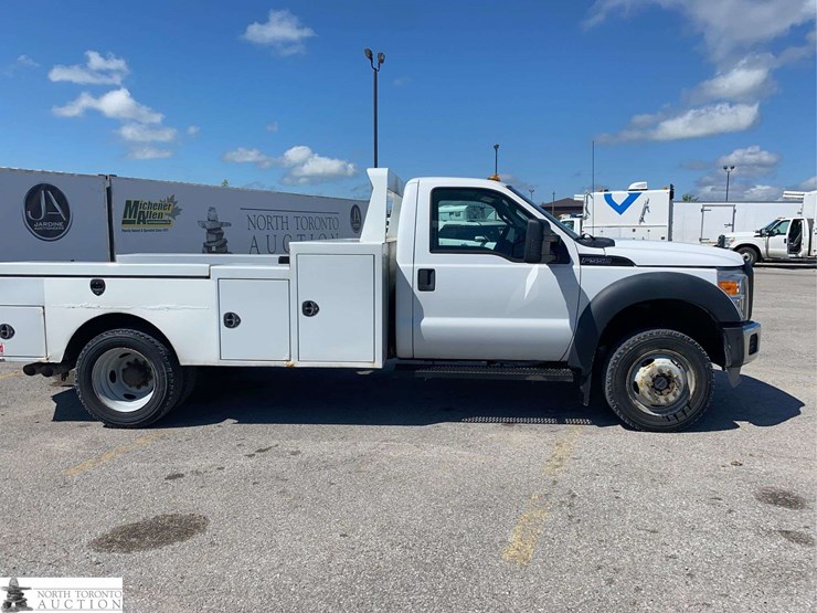 2012-ford-f550-image-4