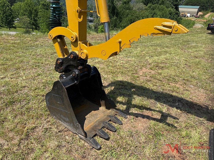 caterpillar-305.5e2-image-17