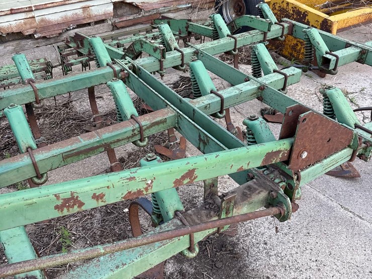 john-deere-1100-image-16