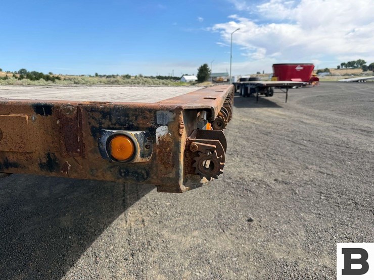 1973-trailmobile-flatbed-image-10