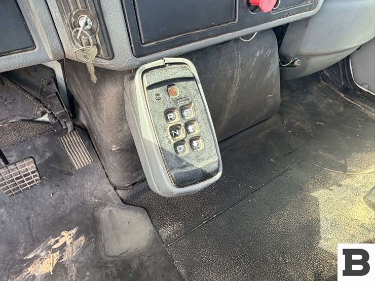2006-international-durastar-4400-image-49