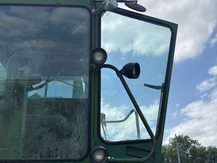 john-deere-6600-image-66