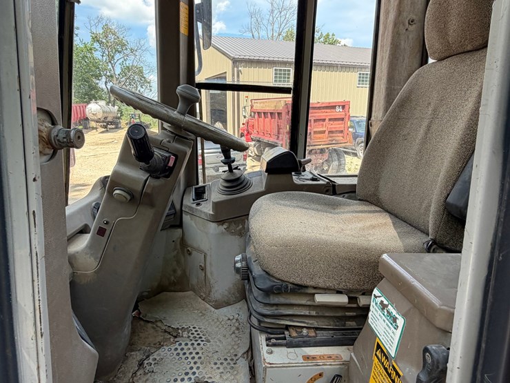 #1511-•-fiat-fr130.2-wheel-loader-image-32
