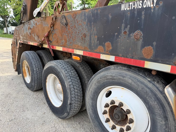 #1510-•-sterling-quad-axle-rolloff-truck-image-29