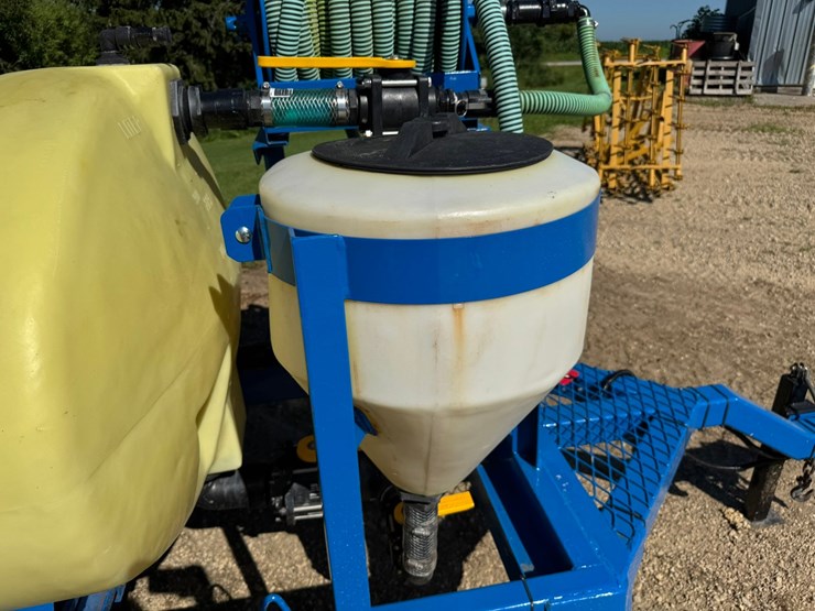 #1890-•-300-gal-towable-hydro-seeder-image-29