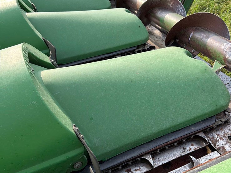 john-deere-8row30-corn-head-image-21