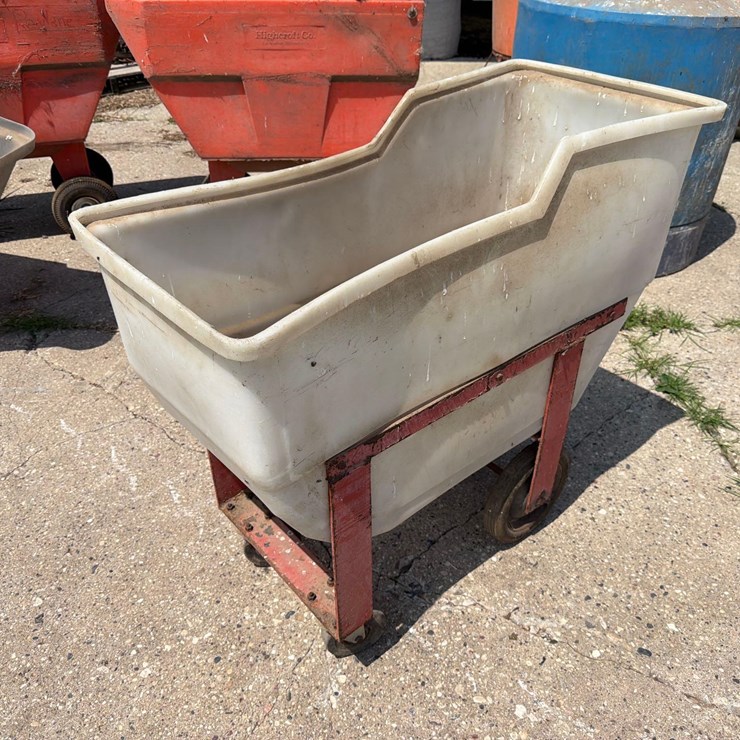 Feed Wagon