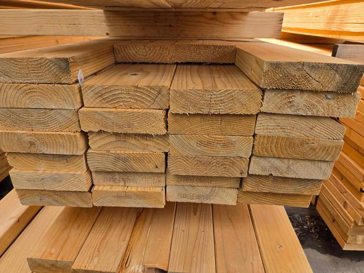 2x6-lumber-image-1