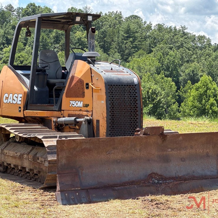 2018 CASE 750M LGP