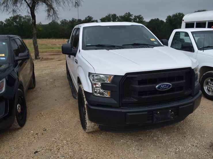 2016-ford-f150-image-2