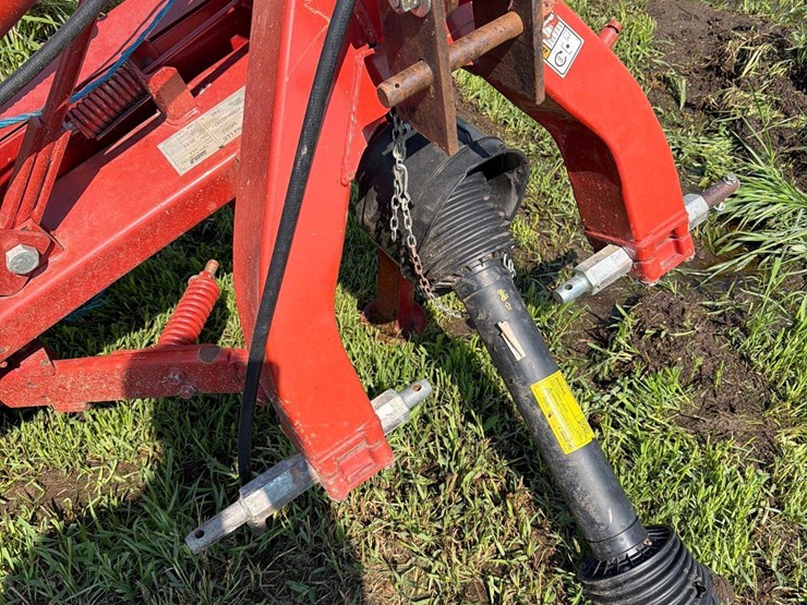 2011-case-ih-md82-image-8