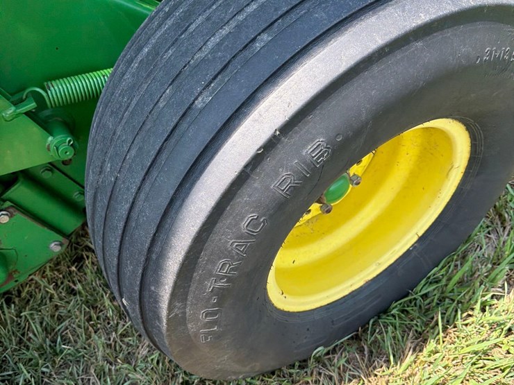 john-deere-557-image-14