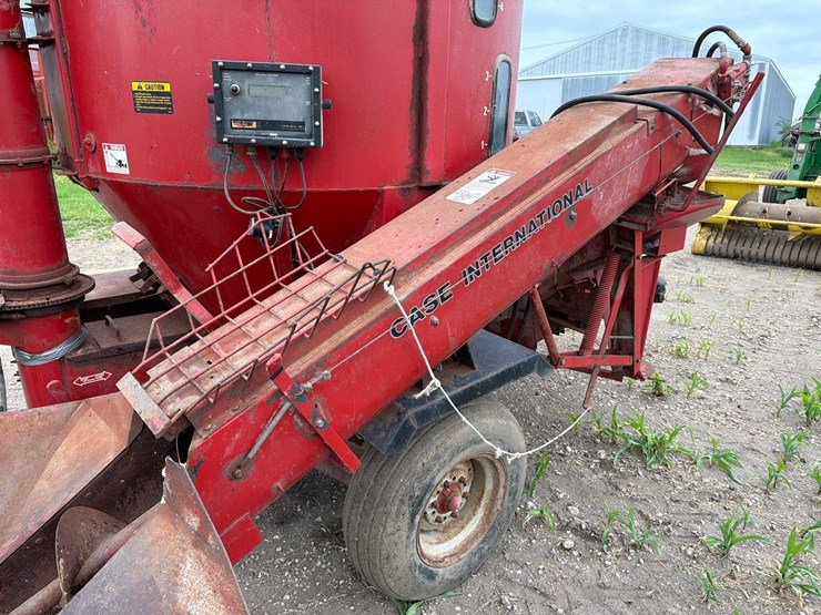 case-ih-1250-image-14