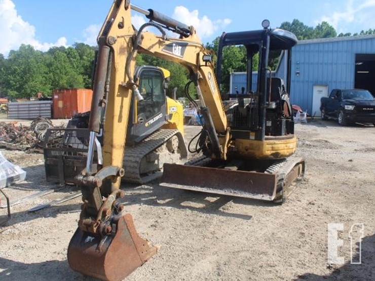 2005-caterpillar-303cr-image-4