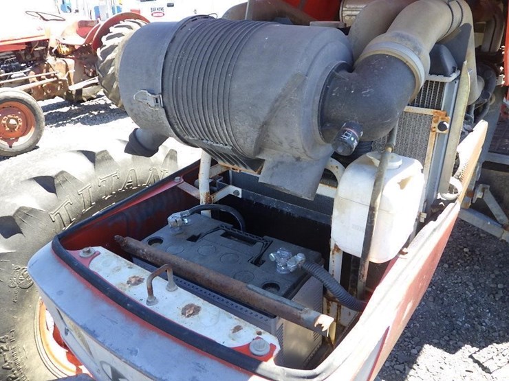 kubota-m900-tractor-image-17