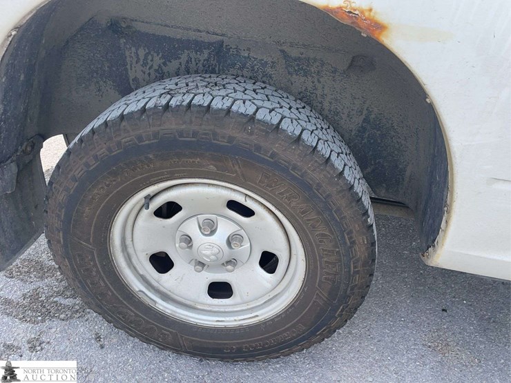 2014-dodge-1500-image-21