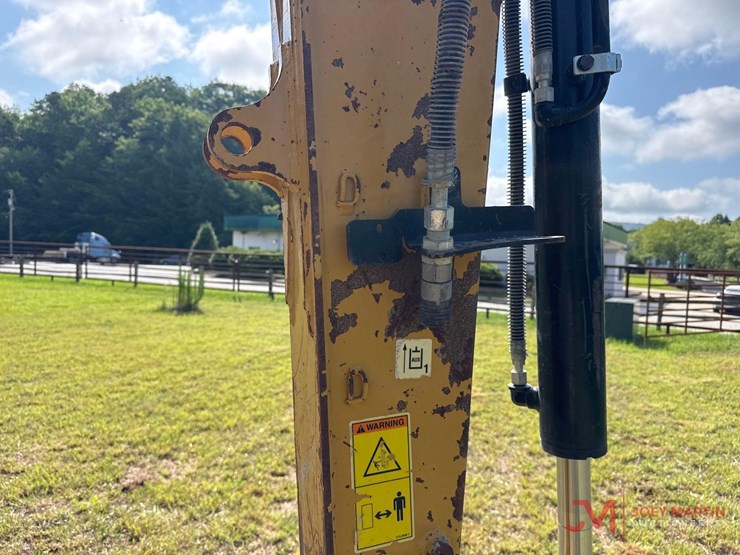 2021-caterpillar-306-cr-image-13