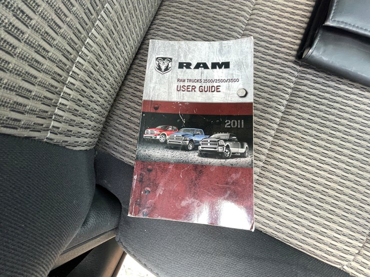 2011-dodge-1500-image-59