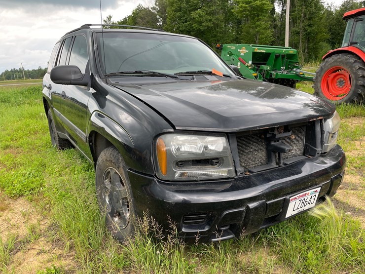 2004-chevrolet-trailblazer-image-3